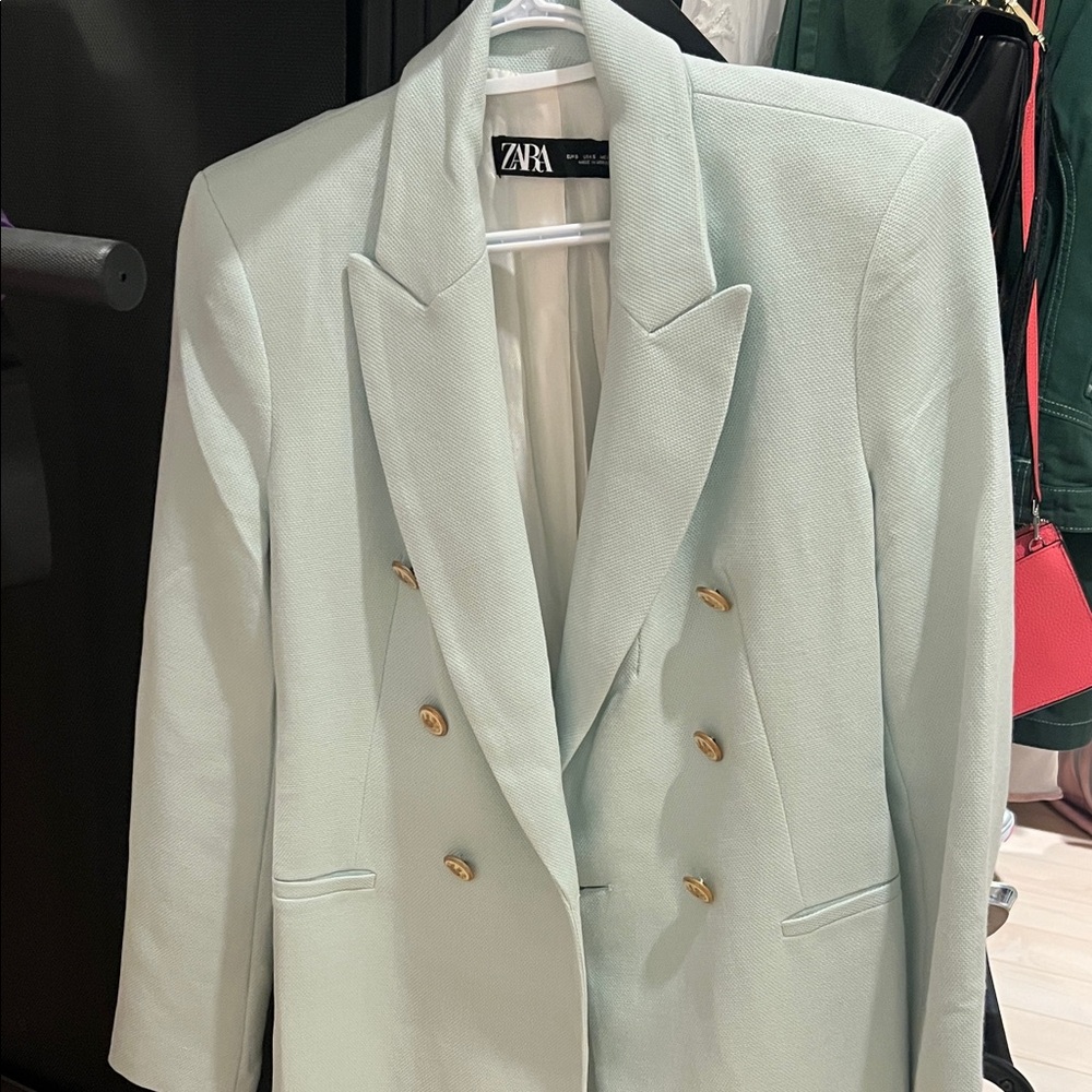 Zara Light Green Double-Breasted Blazer